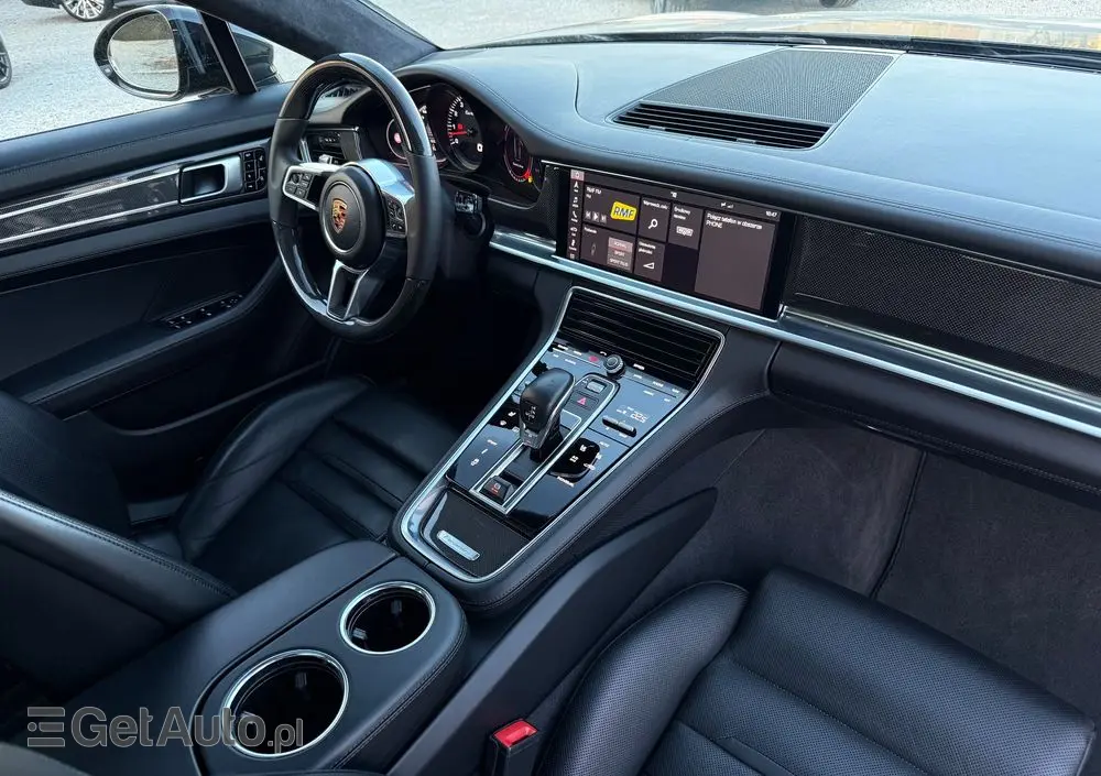 PORSCHE Panamera Turbo