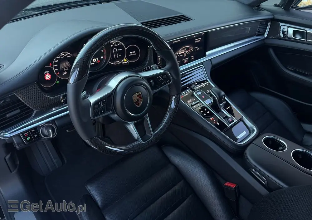 PORSCHE Panamera Turbo