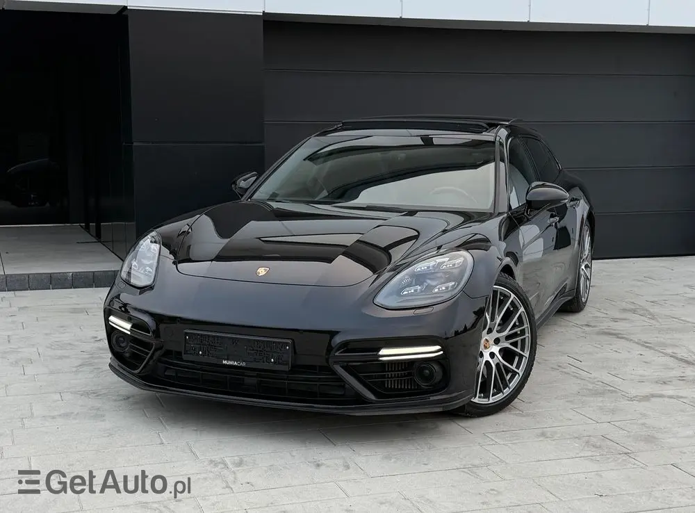PORSCHE Panamera Turbo