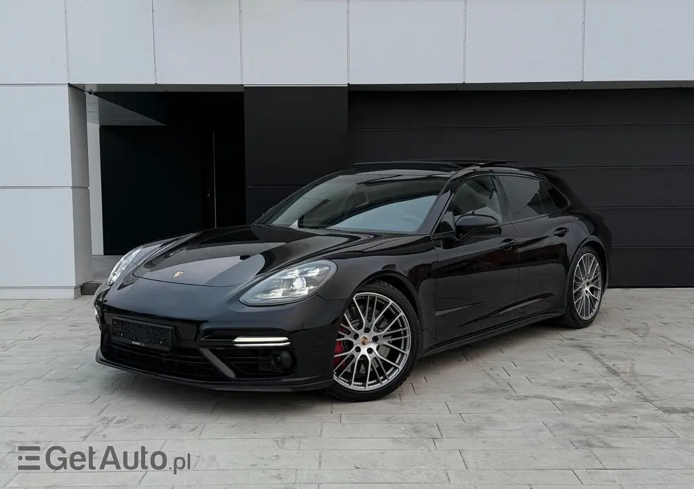 PORSCHE Panamera Turbo