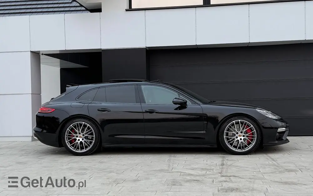 PORSCHE Panamera Turbo