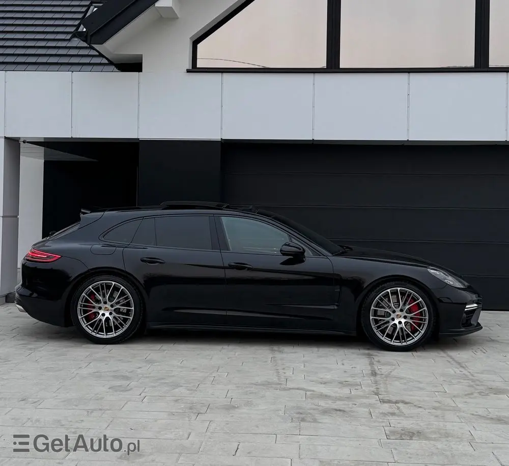 PORSCHE Panamera Turbo