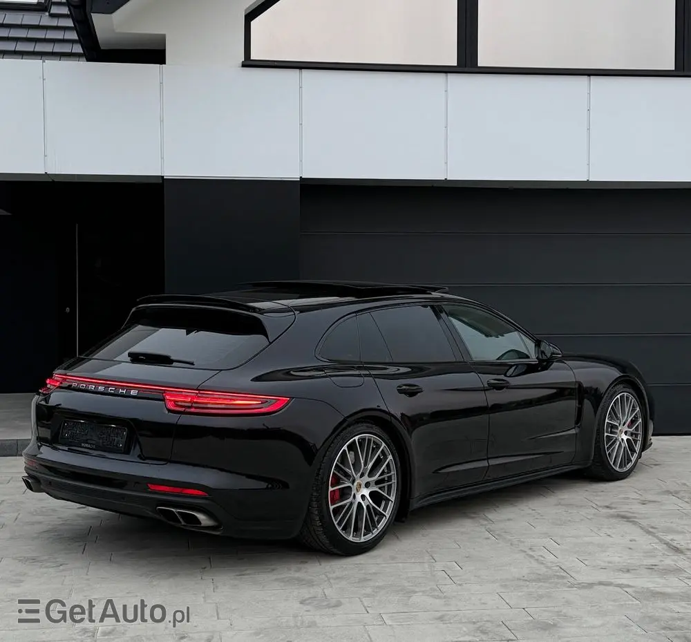 PORSCHE Panamera Turbo