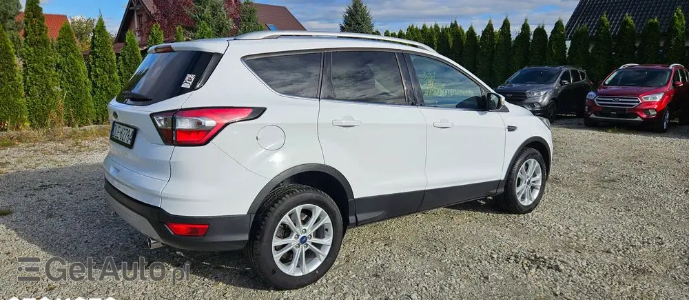 FORD Kuga 2.0 TDCi 2x4 Titanium