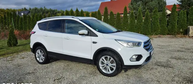 FORD Kuga 2.0 TDCi 2x4 Titanium
