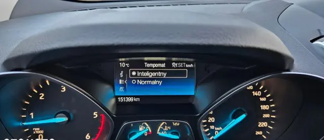 FORD Kuga 2.0 TDCi 2x4 Titanium