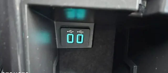 FORD Kuga 2.0 TDCi 2x4 Titanium