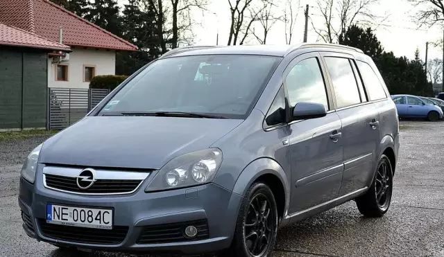 OPEL Zafira 