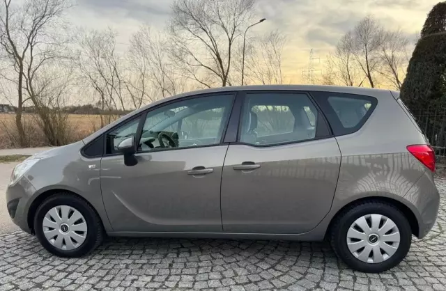 OPEL Meriva 