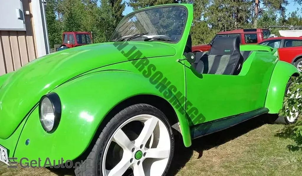 VOLKSWAGEN Beetle 