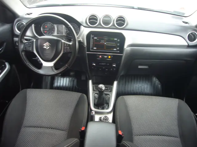 SUZUKI Vitara 