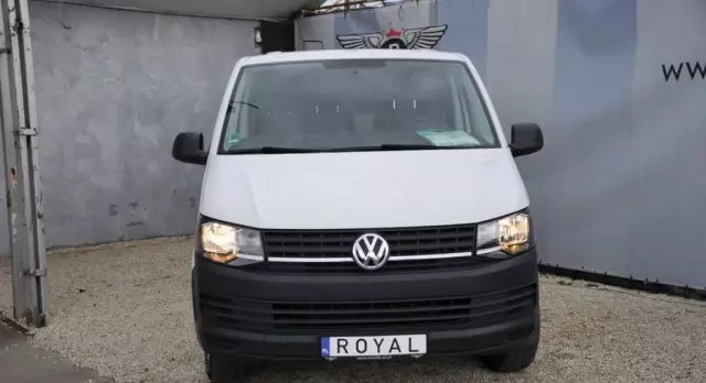 VOLKSWAGEN Transporter 