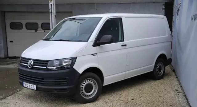 VOLKSWAGEN Transporter 