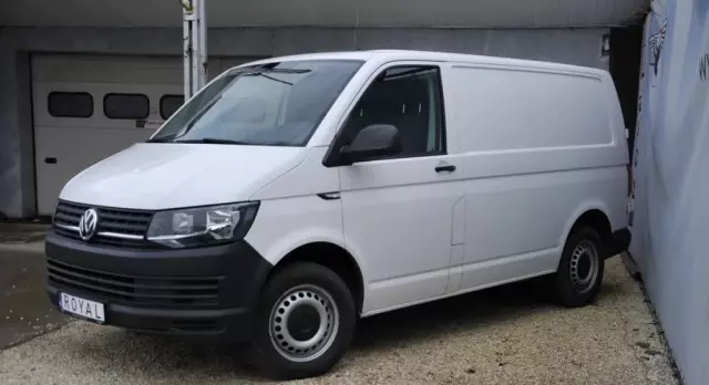 VOLKSWAGEN Transporter 