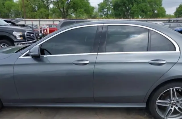 MERCEDES-BENZ Klasa E 