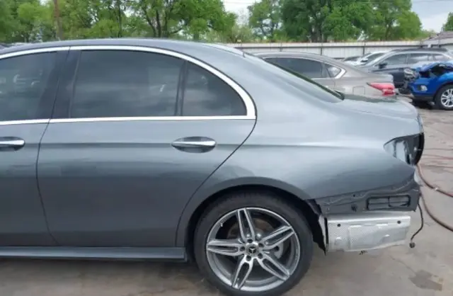 MERCEDES-BENZ Klasa E 