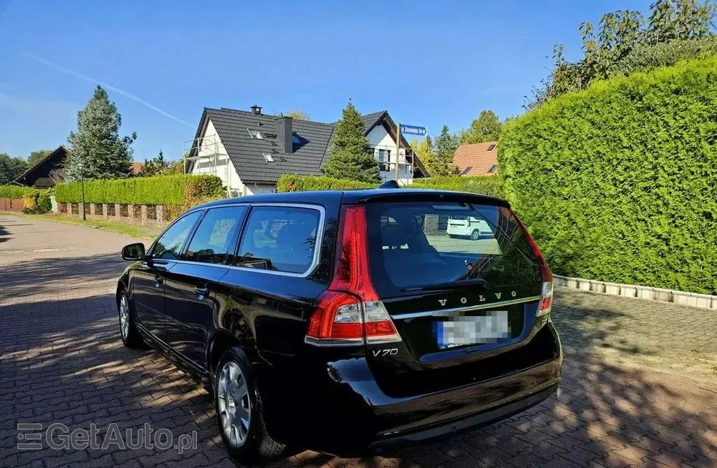 VOLVO V70 