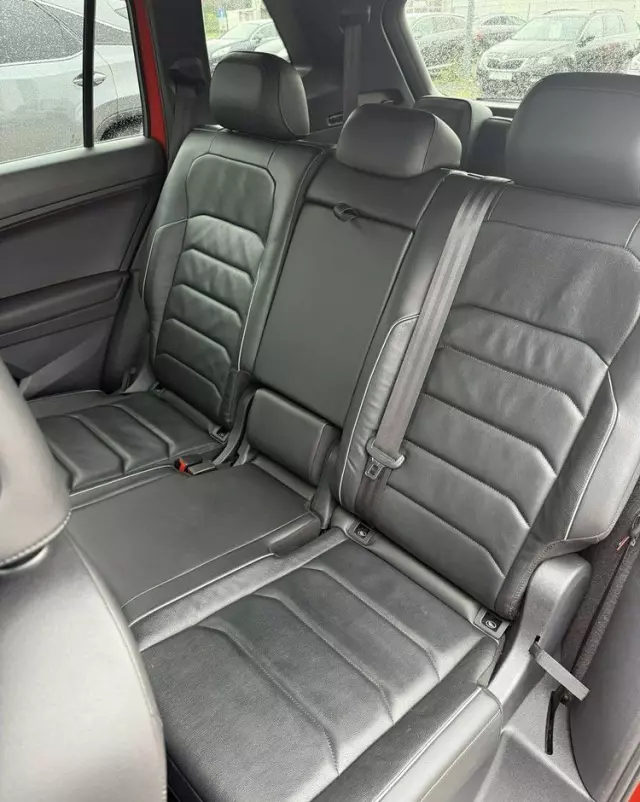 VOLKSWAGEN Tiguan Allspace 2.0 TSI OPF 4Motion DSG R-Line