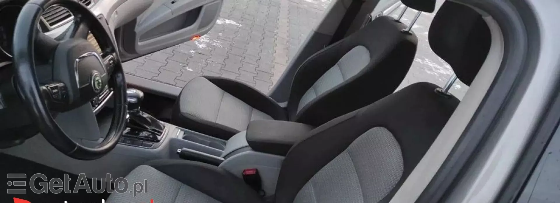 SKODA Superb 2.0 TDI CR DPF (138 KM)