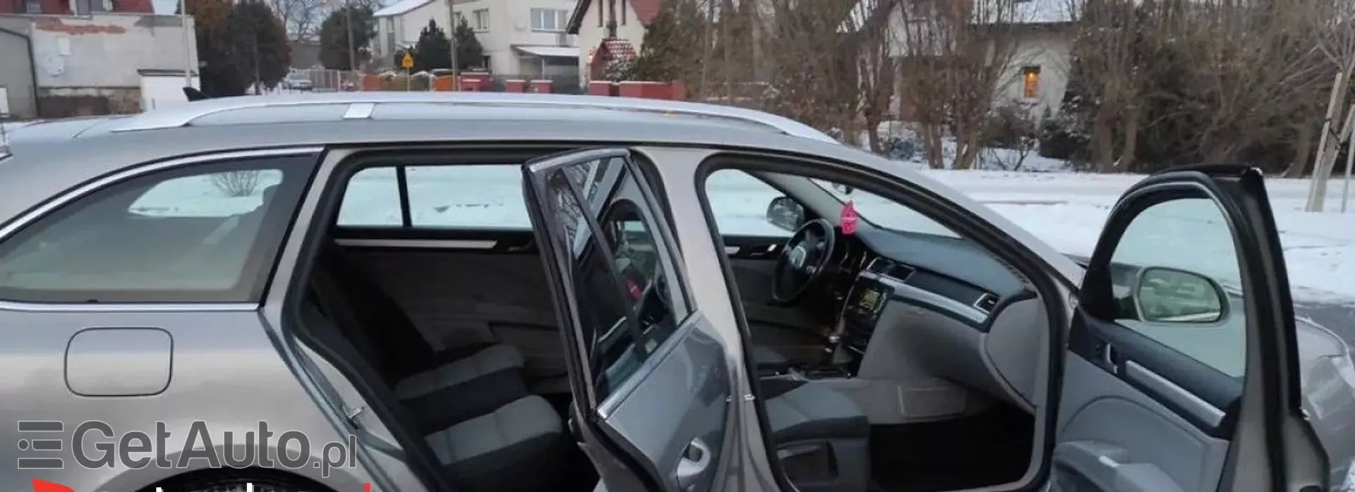 SKODA Superb 2.0 TDI CR DPF (138 KM)