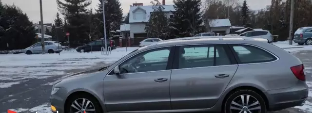 SKODA Superb 2.0 TDI CR DPF (138 KM)