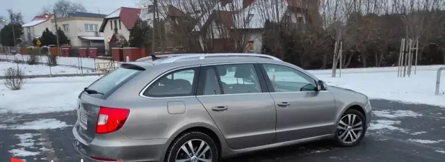 SKODA Superb 2.0 TDI CR DPF (138 KM)
