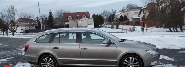 SKODA Superb 2.0 TDI CR DPF (138 KM)