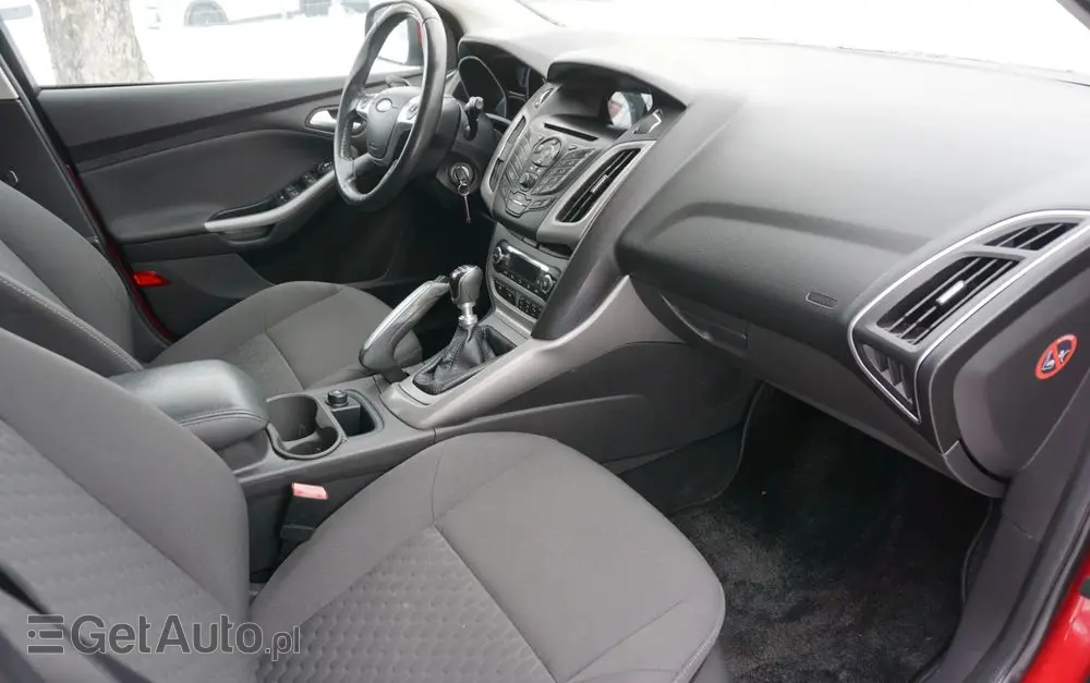 FORD Focus SW Ver-1-6-ecoboost-start--stopp--system-trend