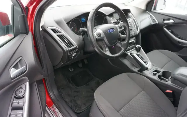 FORD Focus SW Ver-1-6-ecoboost-start--stopp--system-trend