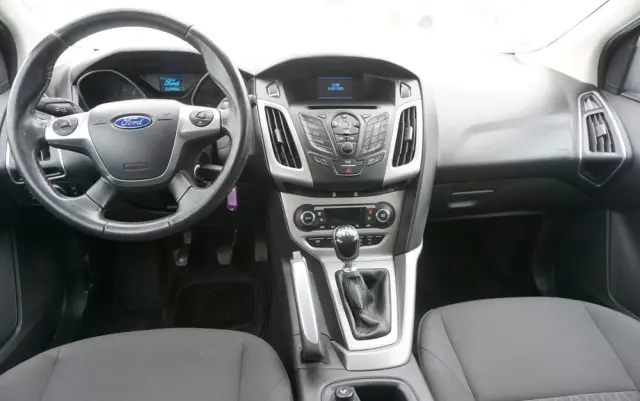 FORD Focus SW Ver-1-6-ecoboost-start--stopp--system-trend