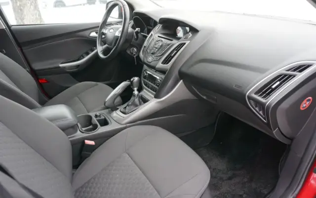 FORD Focus SW Ver-1-6-ecoboost-start--stopp--system-trend