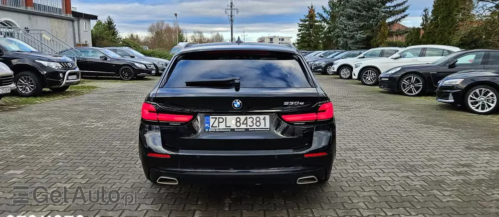 BMW Seria 5 530e