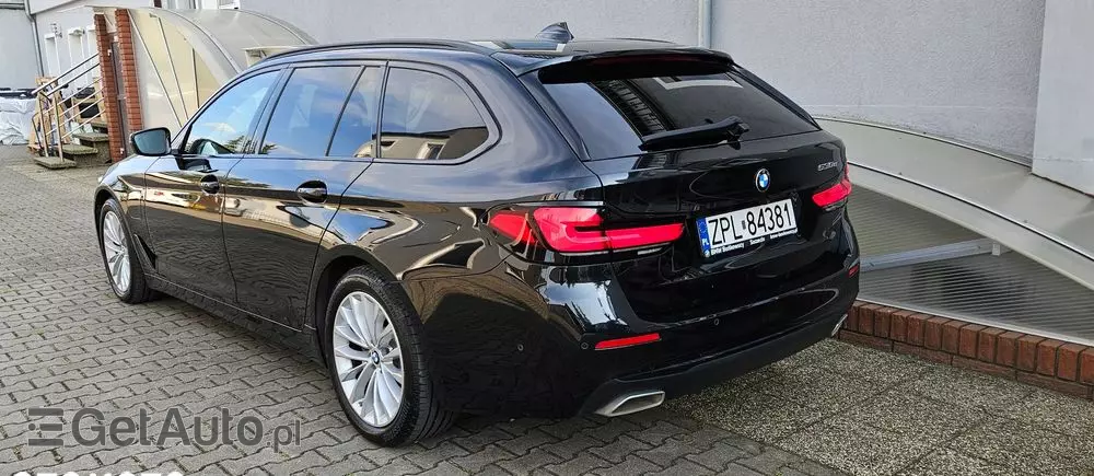 BMW Seria 5 530e