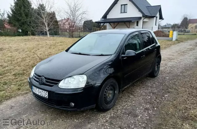 VOLKSWAGEN Golf 