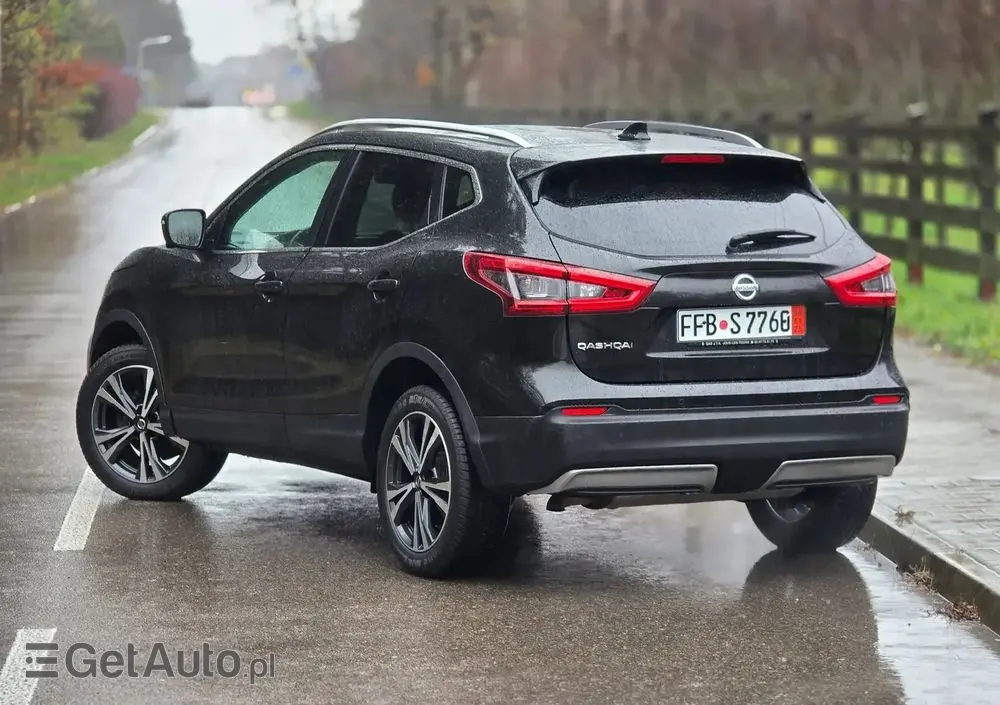 NISSAN Qashqai 1.3 DIG-T Tekna