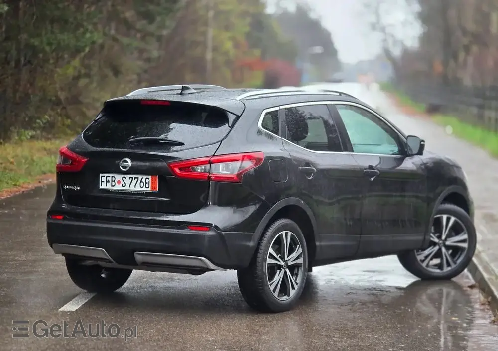 NISSAN Qashqai 1.3 DIG-T Tekna
