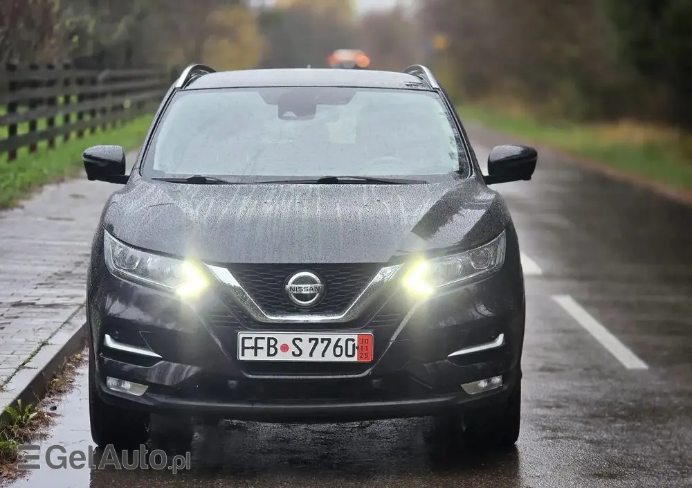 NISSAN Qashqai 1.3 DIG-T Tekna