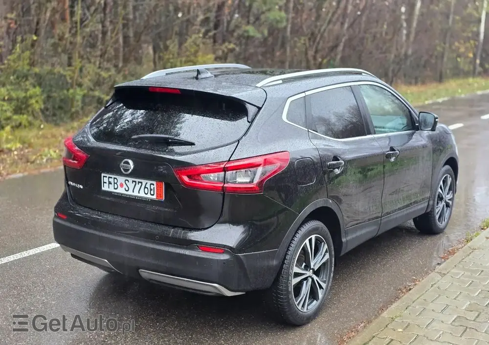 NISSAN Qashqai 1.3 DIG-T Tekna