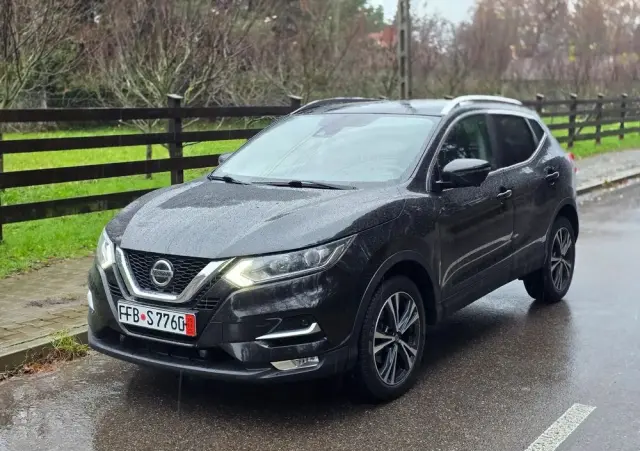 NISSAN Qashqai 1.3 DIG-T Tekna