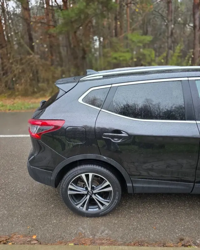 NISSAN Qashqai 1.3 DIG-T Tekna