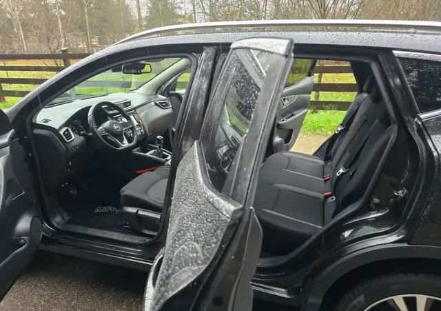 NISSAN Qashqai 1.3 DIG-T Tekna