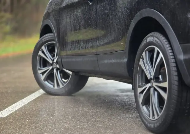 NISSAN Qashqai 1.3 DIG-T Tekna