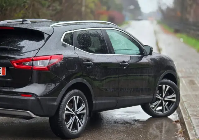 NISSAN Qashqai 1.3 DIG-T Tekna