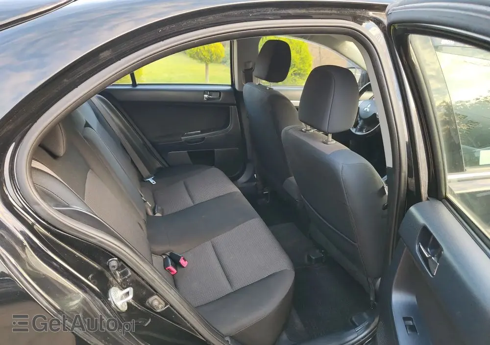 MITSUBISHI Lancer 1.8 Intense