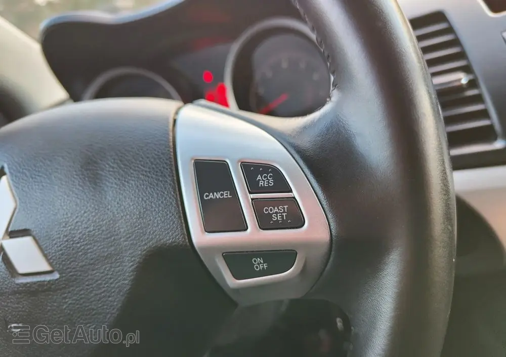 MITSUBISHI Lancer 1.8 Intense