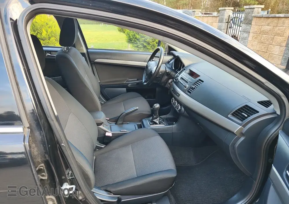 MITSUBISHI Lancer 1.8 Intense