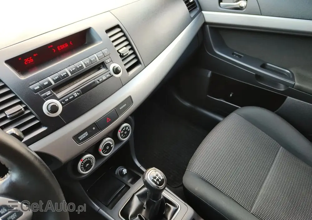 MITSUBISHI Lancer 1.8 Intense