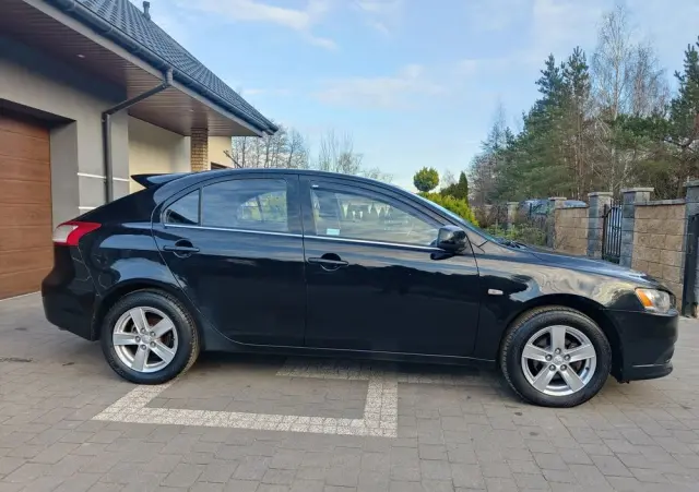 MITSUBISHI Lancer 1.8 Intense
