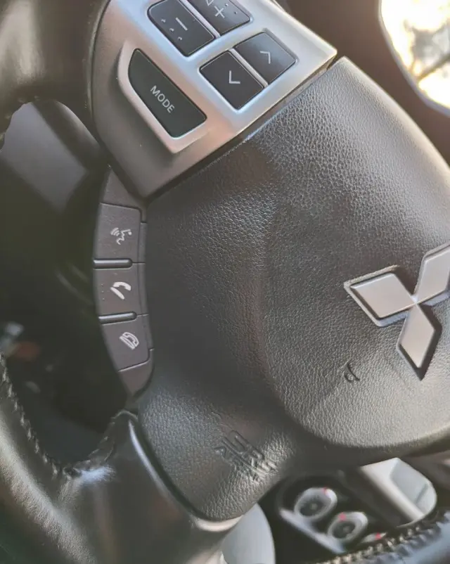 MITSUBISHI Lancer 1.8 Intense