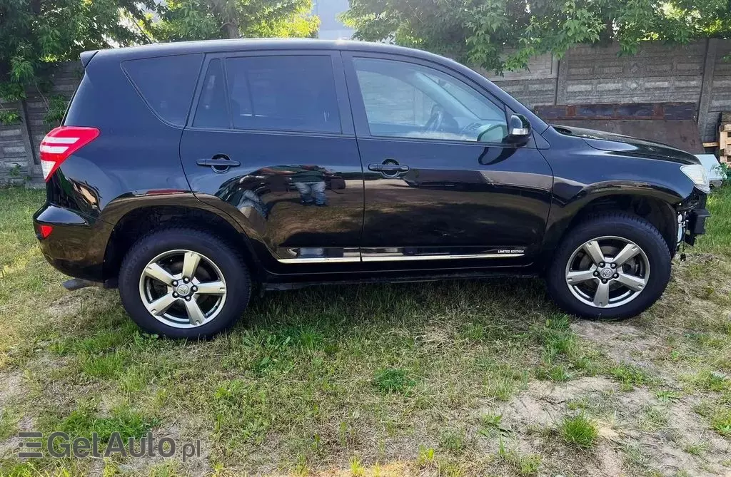 TOYOTA Rav 4 
